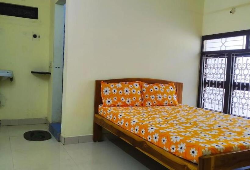 Пансион Manikandan Guest House