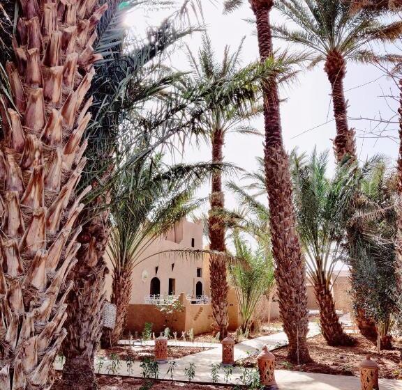 بنسيون Zagora Oasis Lodge