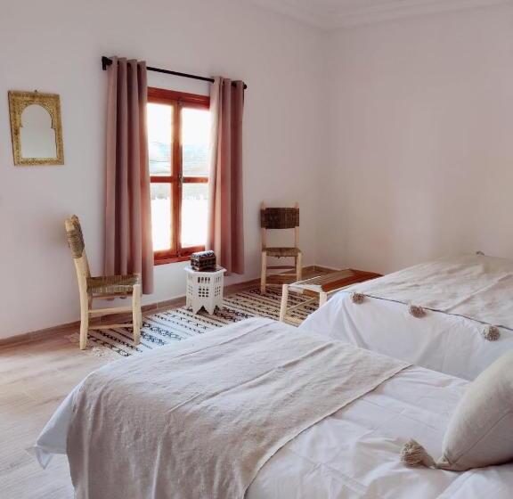 بنسيون Zagora Oasis Lodge