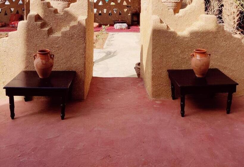 بنسيون Zagora Oasis Lodge