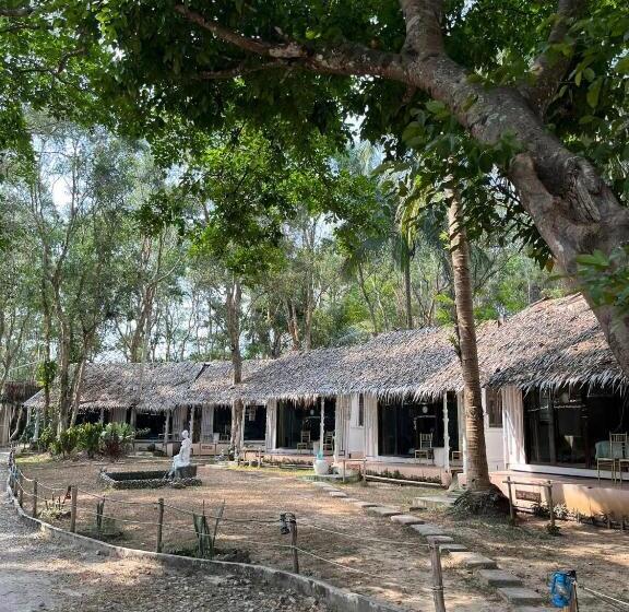 אתר נופש Long Beach Club Krabi