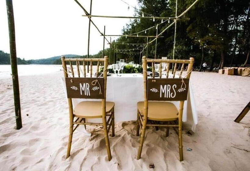 אתר נופש Long Beach Club Krabi