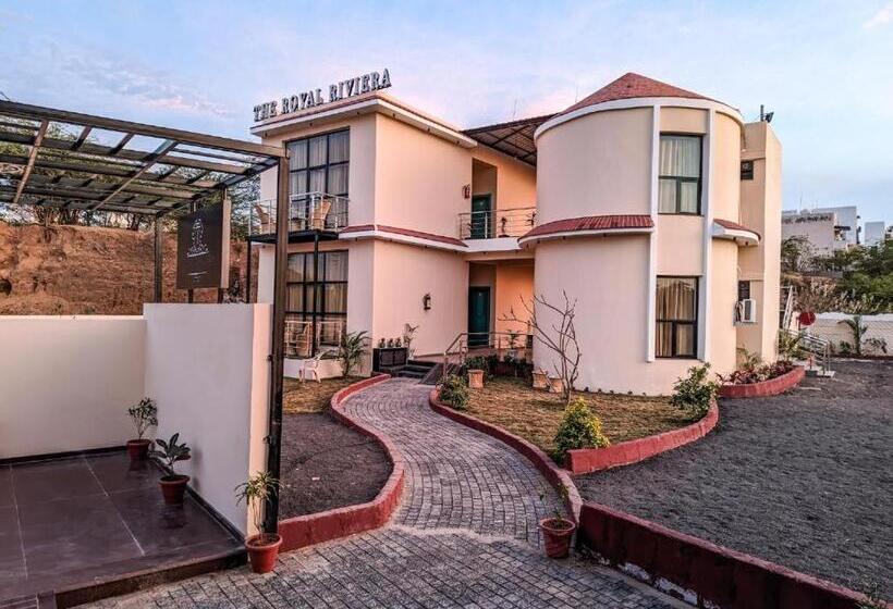 The Royal Rivera Resort