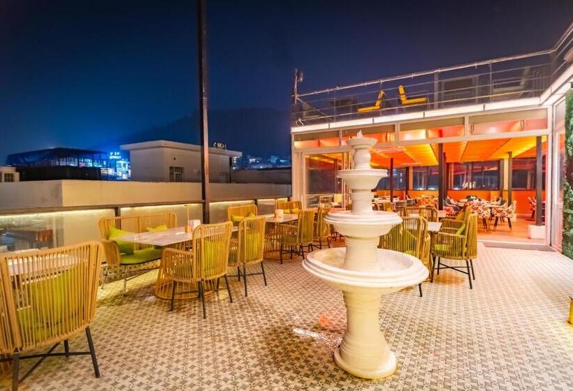 Ski Hotels And Resorts Rishikesh