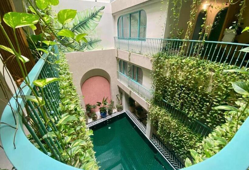 Solmare Hotel & Shampoo Spa