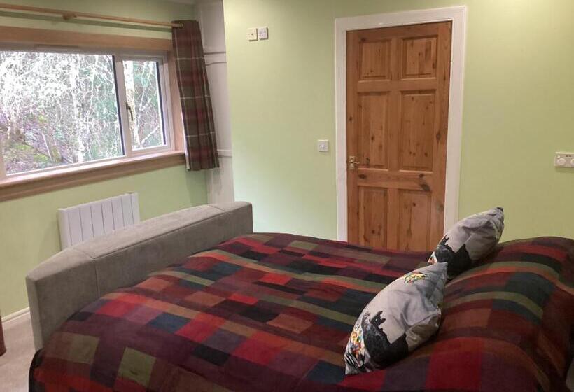 Taigh Sealladh Fèidh B&b