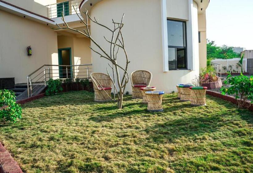 The Royal Rivera Resort