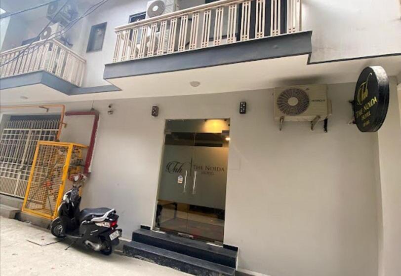 The Umen Hotel Sector 49