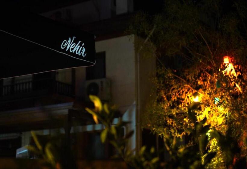 Akyaka Nehir Butik Otel
