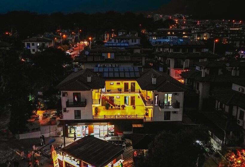 Akyaka Nehir Butik Otel