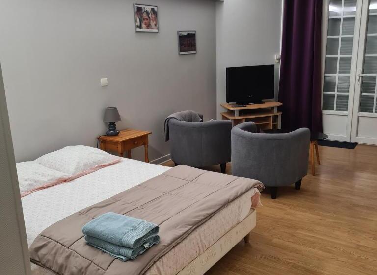 مبيت وإفطار Chambre Tom