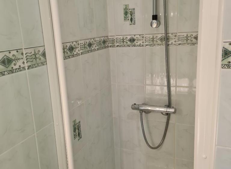 مبيت وإفطار Chambre Tom