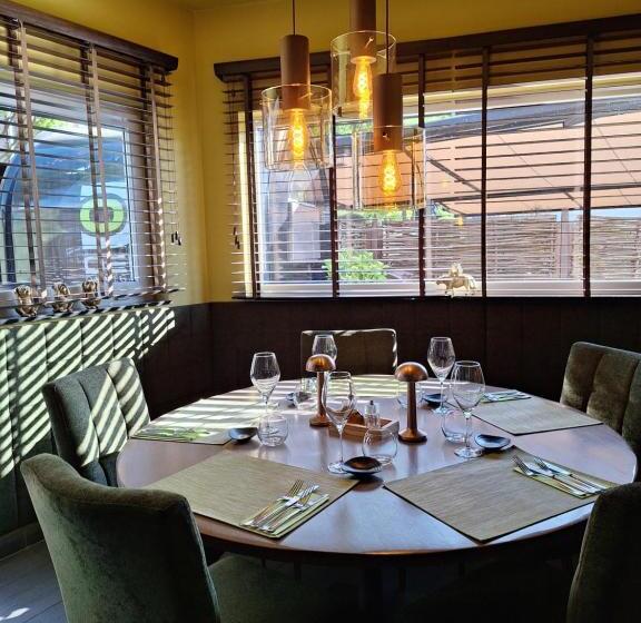 مبيت وإفطار Den Ommegang