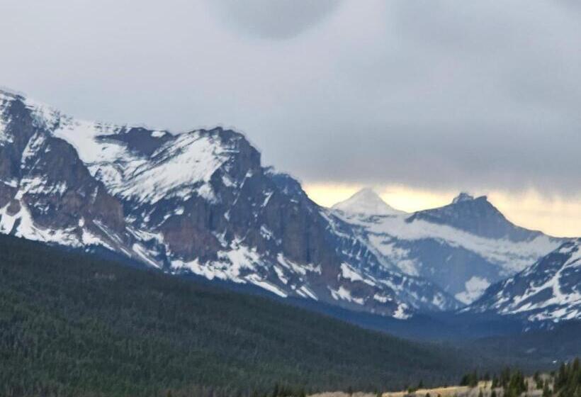 مبيت وإفطار Grand Glacier