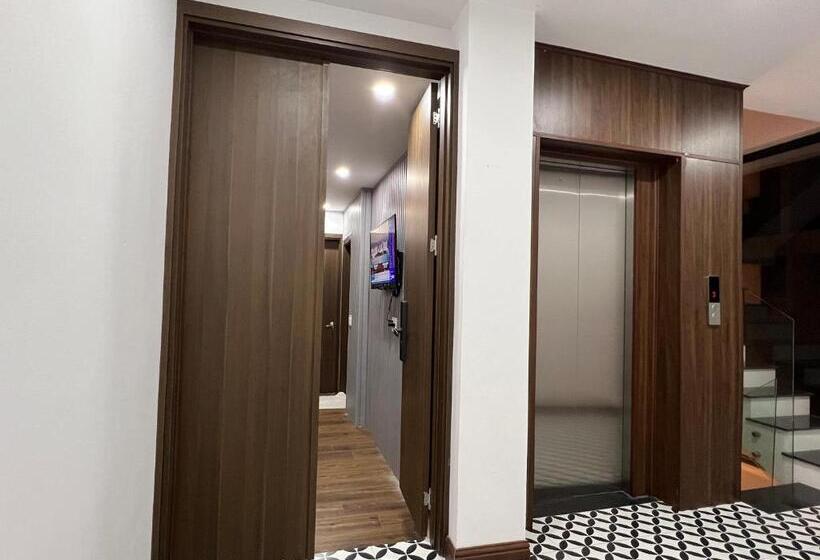 تختخواب و صبحانه Happy Hill Flamingo