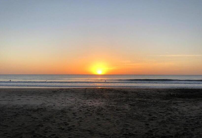 مبيت وإفطار Hibiscus Cabina 4