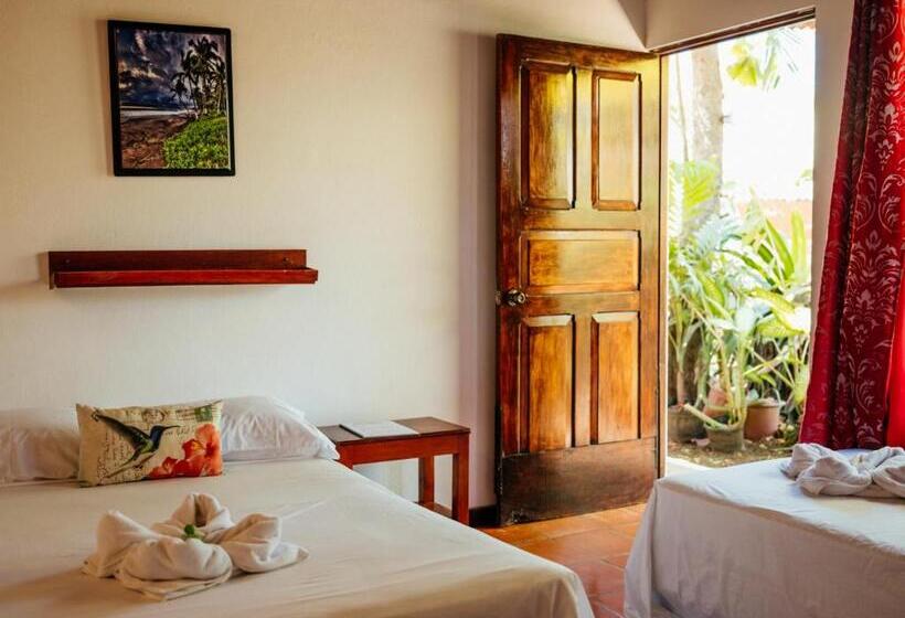 مبيت وإفطار Hibiscus Cabina 4