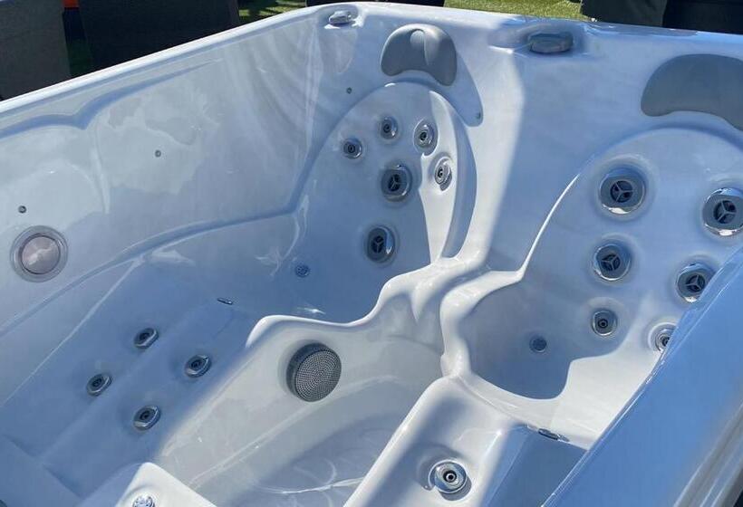 민박 La Grange Des Amoureux Piscine Jacuzzi Et Massages