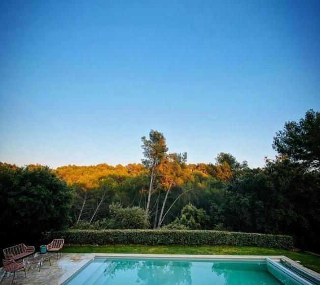 민박 La Grange Des Amoureux Piscine Jacuzzi Et Massages