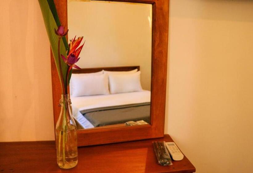 민박 Opera House Hiriketiya#