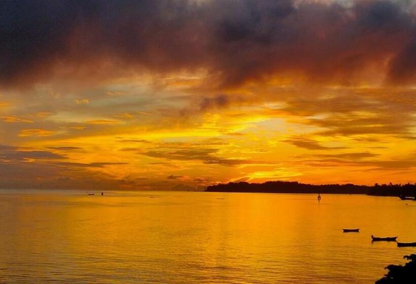 ベッドアンドブレックファースト Salt Life Port Blair