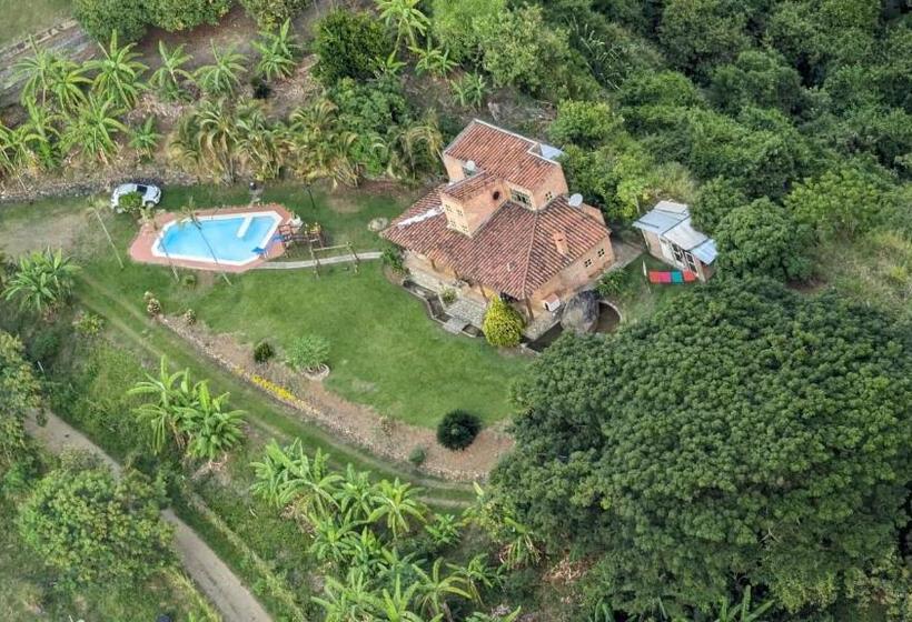 Bed and Breakfast Ventanas Parapente Boutique Club House