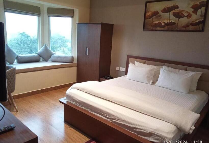 Hindusthan Prime Hotel And Banquet