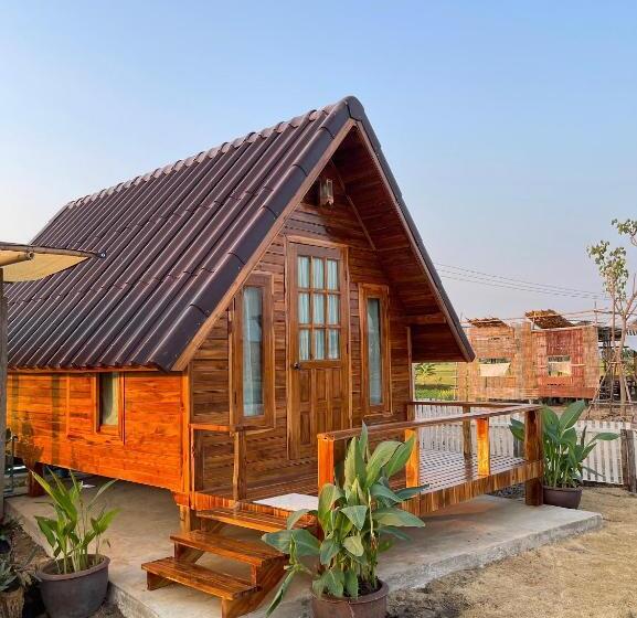 Hotel บ้านไทยไออุ่น @ทุ่งขนอนหลวง