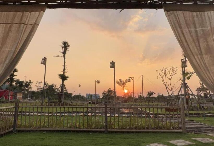 Hotel บ้านไทยไออุ่น @ทุ่งขนอนหลวง