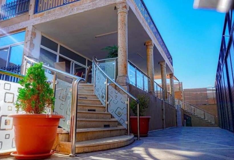 هتل مزرعة الجبل