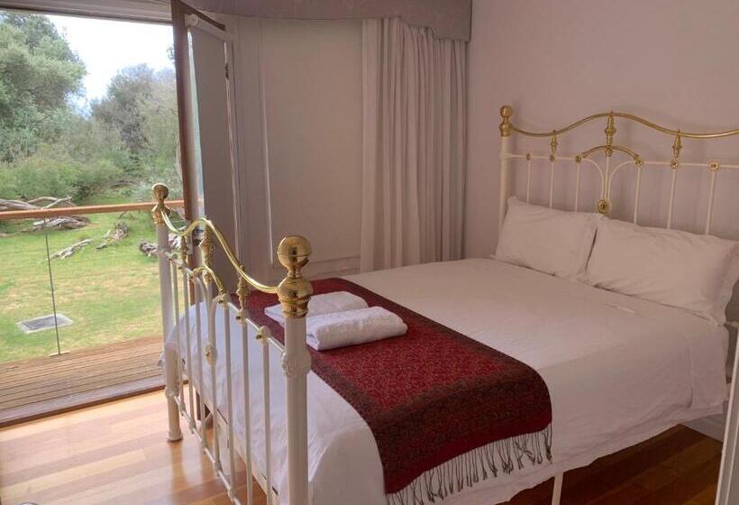 Отель Beach Park Phillip Island Apartments