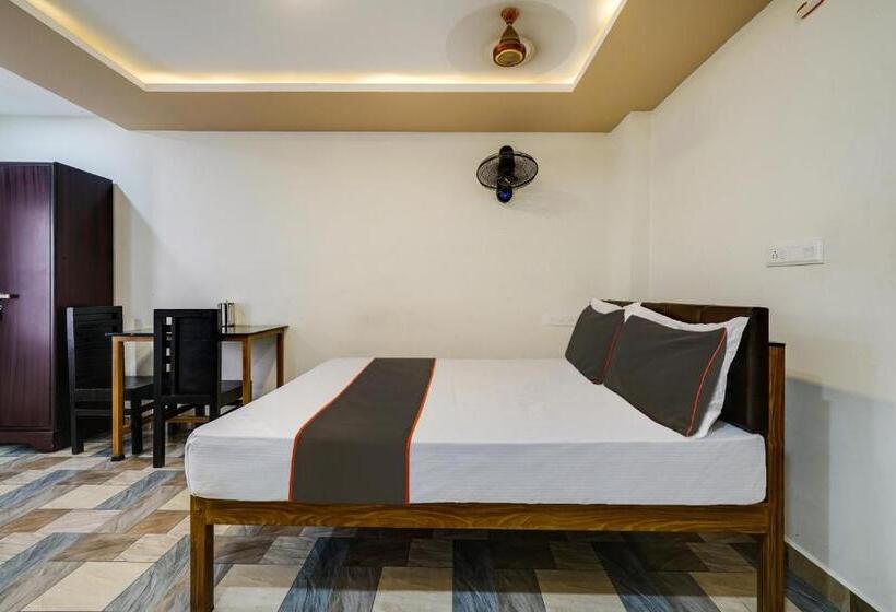 호텔 Collection O Buraimi Apartment