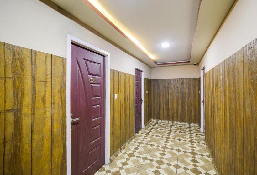 호텔 Collection O Buraimi Apartment