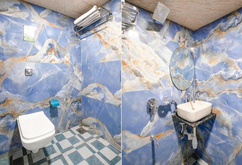 فندق Fabexpress Good Luck Residency   Nr Nesco Exhibition Center