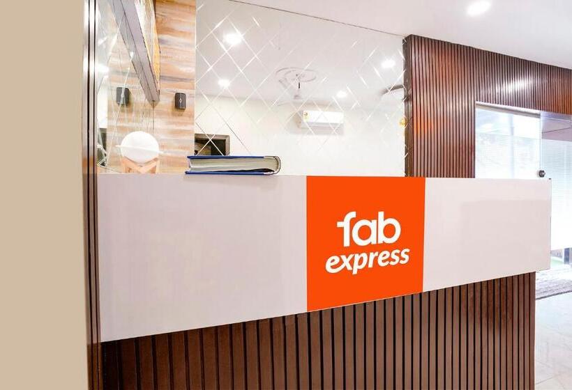 فندق Fabexpress Good Luck Residency   Nr Nesco Exhibition Center