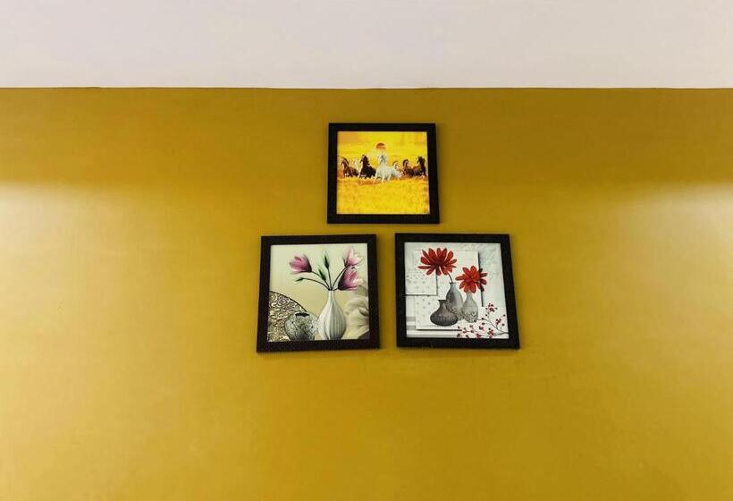 هتل Gvs 24 Club, Rooftop Cafe! Swimming Pool! Karaoke Music!