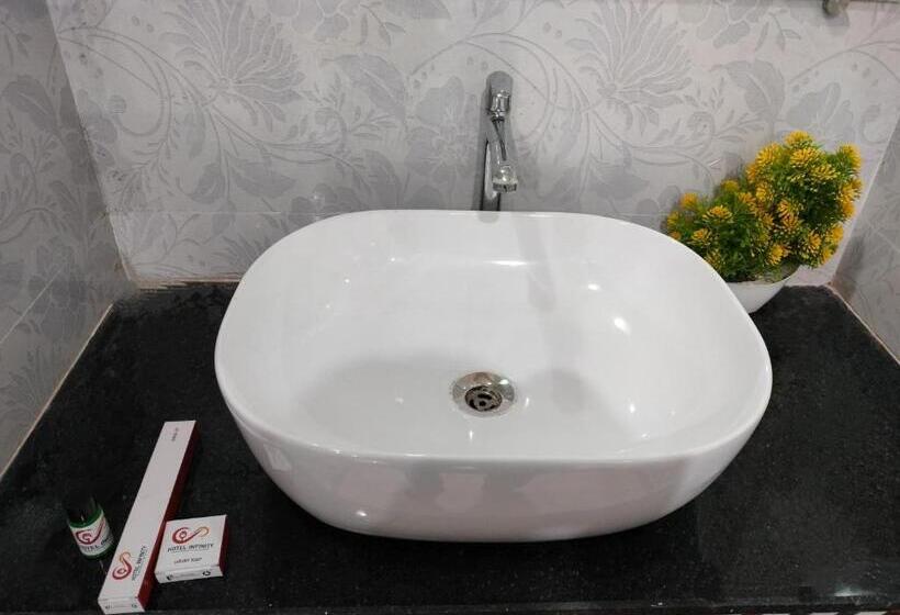 בית מלון כפרי Infinity