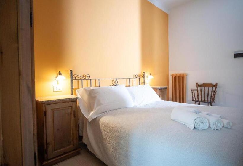 בית מלון כפרי Leon D Oro