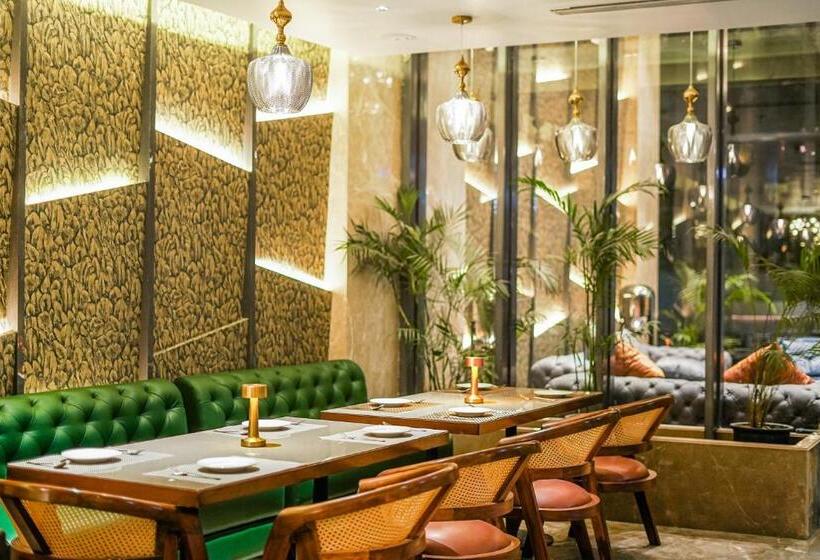 فندق Levelup Signature