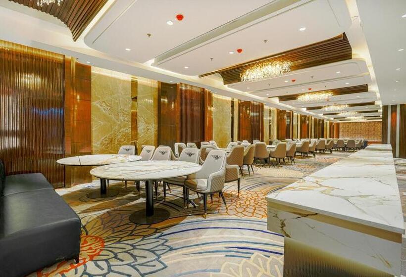 فندق Levelup Signature