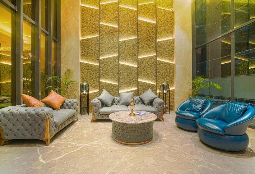 فندق Levelup Signature