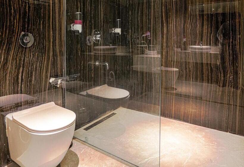 فندق Levelup Signature