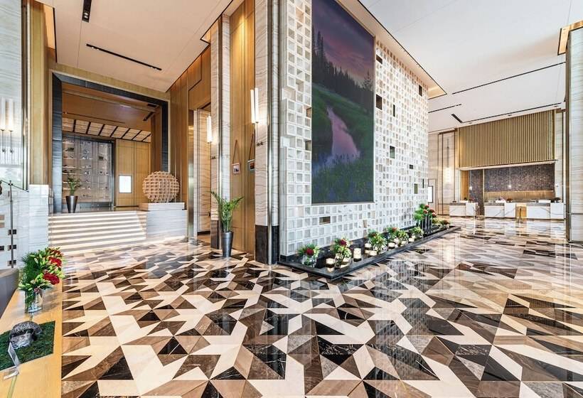 בית מלון כפרי Narcissus The Royal