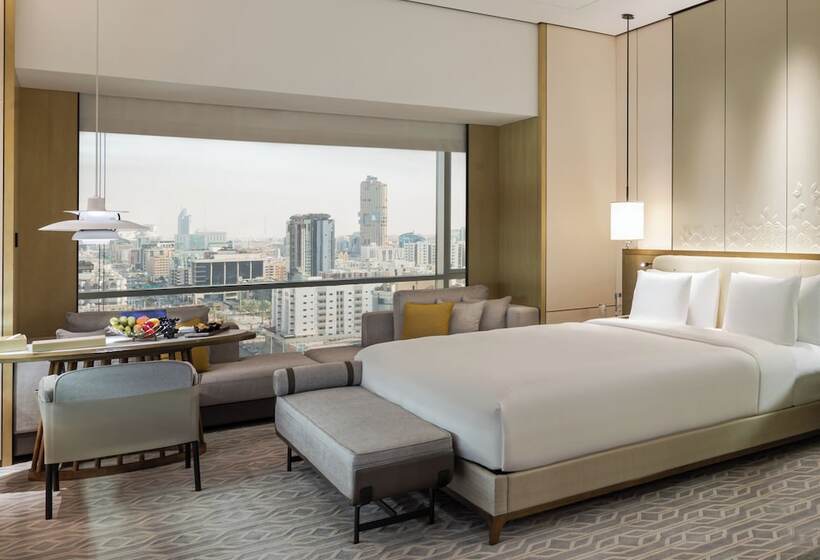 בית מלון כפרי Narcissus The Royal