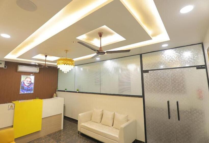 ホテル Nova Inn By Stayapart