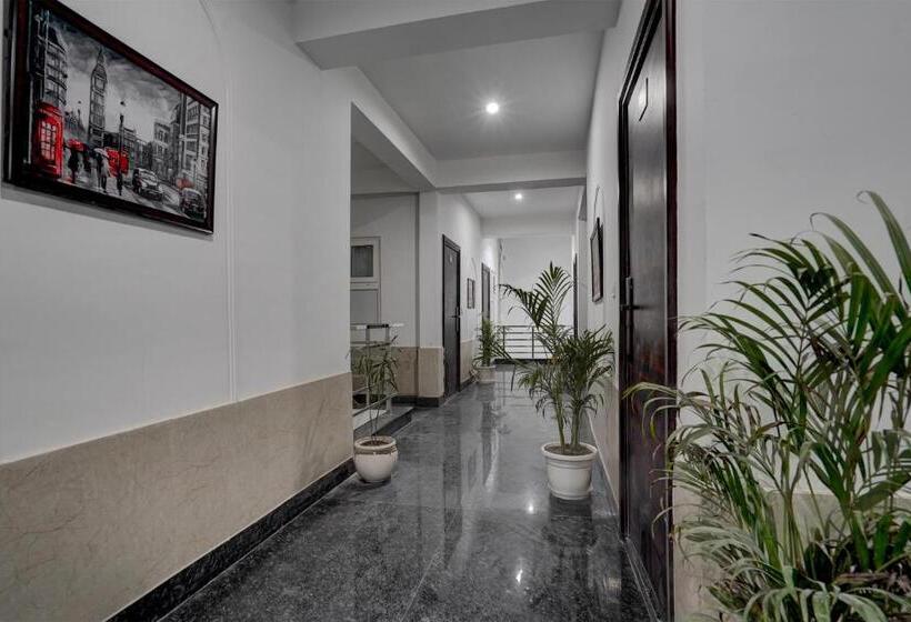 فندق Oyo The Swarnim