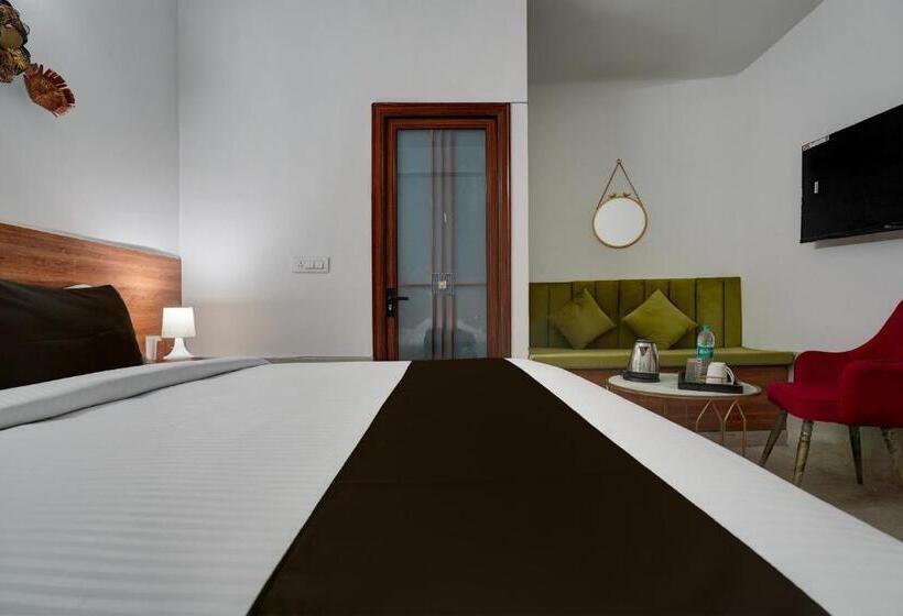 فندق Oyo The Swarnim