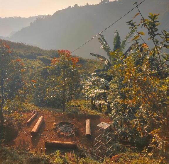 ホテル Papathi Farm House