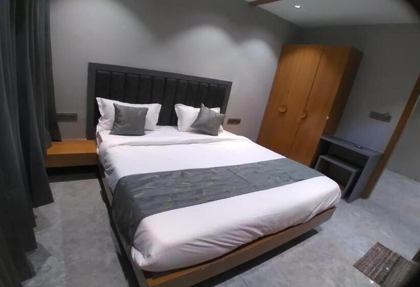 בית מלון כפרי Relax Inn