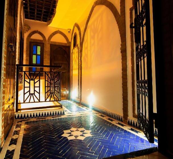 هتل Riad Bab Mahruk